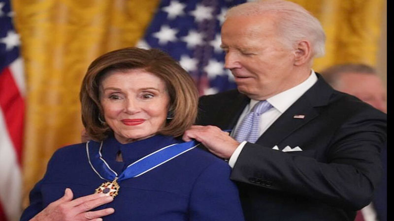 US President Joe Biden presented the Presidential Medal of Freedom to Nancy Pelosi, Speaker Emeritus of the House of Representatives, on May 3, 2024. (Photo:file)
