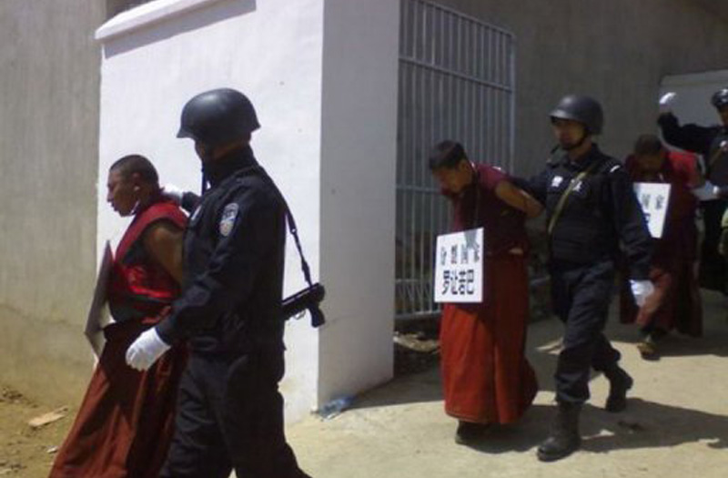 monks-arrest-tibet