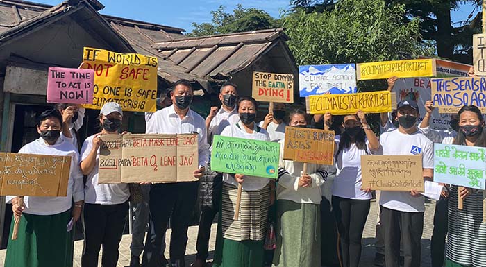Tibetan activists joined the Global Climate Strike from Dharamshala on October 22, 2021. Photo: TPI
