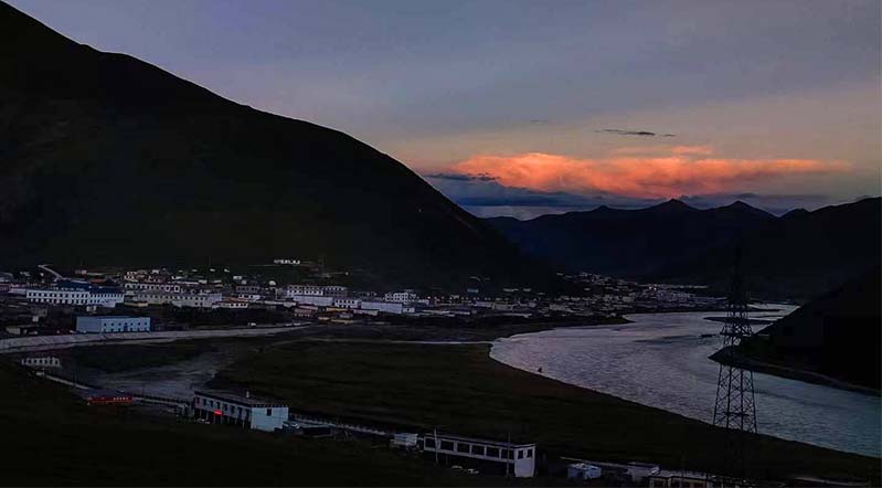 Sershul County, Dzachuka, Eastern Tibet.