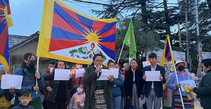 Tibetans held candlelight vigil to show their solidarity with the dire situation in Tibet and China on December 2, 2022. Photo: TPI