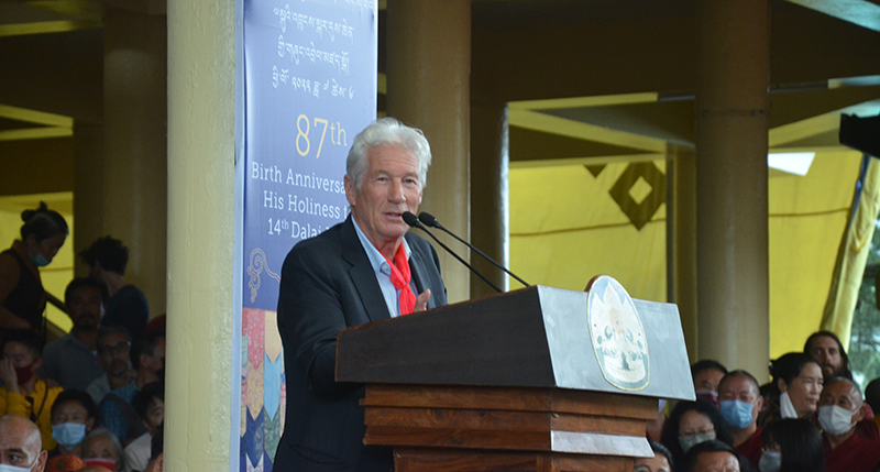 Richard Gere, long-time friend of His Holiness and Tibet, speaking on the occasion of His Holiness the Dalai Lama's 87th birthday, July 6, 2022. Photo: TPI/Yangchen Dolma