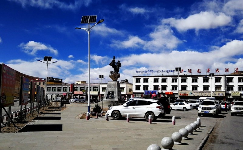 Pomda village, eastern Tibet. Photo: File