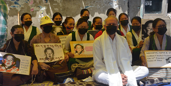 Central and Regional Tibetan Women's Association in Dharamshala held a one-day hunger strike to commemorate the 27-year disappearance of the 11th Panchen Lama on May 17, 2022. Photo: TPI