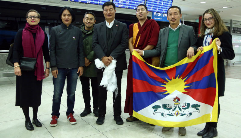 President Dr. Lobsang Sangay being welcomed Representative Ngodup Dorjee, Andrea .svob coordinator, member of Tibetans in Prague and organizer of Forum 2000 on his arrival at Prague on 7th October 2018. Photo: Sonam Tashi