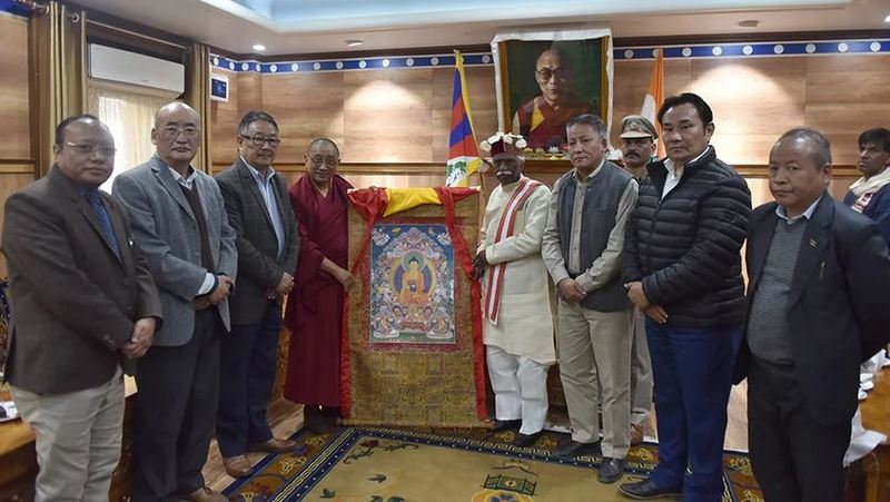 Kashag presenting a traditional Tibetan Thangka painting to the Governor Bandaru Dattatreya at the felicitation ceremony, November 18, 2019, ind Dharamshala, India. Photo/Tenzin Phende/CTA