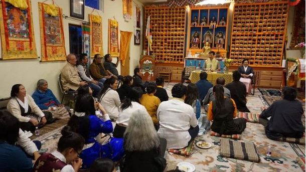 President Dr Sangay interacting with the Tibetan community in Santa Fe, 23 May 2019. Photo: Sikyong Office