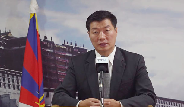 President Dr Lobsang Sangay addressing the press on the death of the first exile Tibetan infected by Wuhan-origin, Covid-19 in Dharamshala, India, March 23, 2020. Photo: CTA/DIIR
